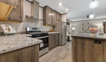 520 Jennifer St 24, Audubon, MN 56511