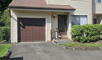 54 Deer Run 54, Bethel, CT 06801