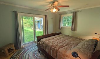 72 Tabor Cir, Albany, NH 03818