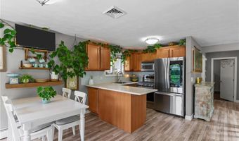 68 Everglade Ave, Warwick, RI 02886