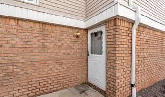 1606 Madaline Dr, Avenel, NJ 07001