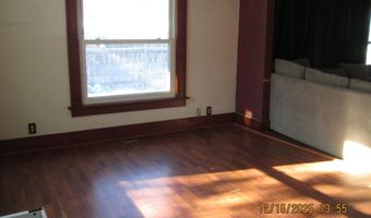 306 W 8th St, Atlantic, IA 50022