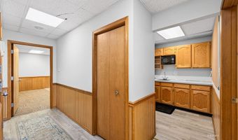 975 5th St, Elko, NV 89801