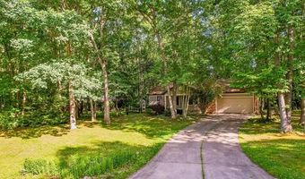 8507 Pineview Lake Dr, Argentine, MI 48451