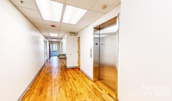 124 College St, Asheville, NC 28801