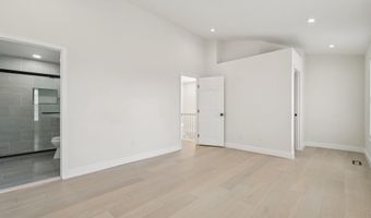 43501 POSTRAIL Sq, Ashburn, VA 20147