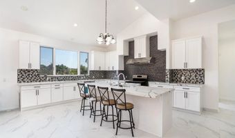 3034 Mountain View Dr, Escondido, CA 92027