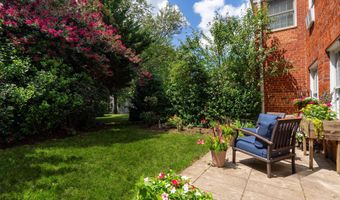 3414 GUNSTON Rd 733, Alexandria, VA 22302
