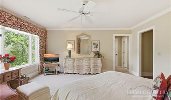 659 Clubhouse Dr E1, Banner Elk, NC 28604