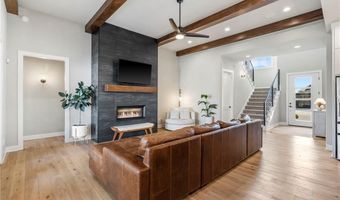 4301 S 87th Pl, Bentonville, AR 72713