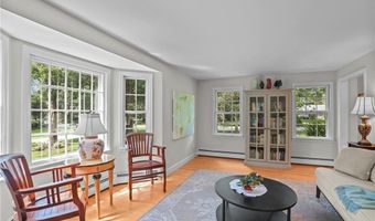 30 Stone Ridge Dr, East Greenwich, RI 02818