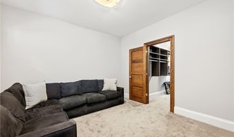9 Dante Ct, Amherst, NY 14221