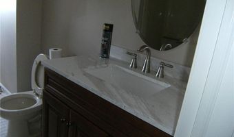 174 Springhouse Rd, Allentown, PA 18104