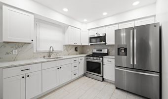 64 ISABELLA Ave 2, Bayonne, NJ 07002