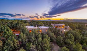 174 Hondo Seco Rd, Arroyo Hondo, NM 87513
