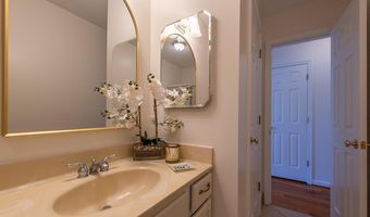 5265 BEAR HOLLOW Ln, Amissville, VA 20106