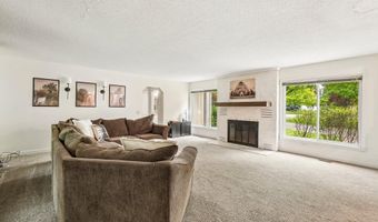 1331 E Oregon Rd, Adrian, MI 49221