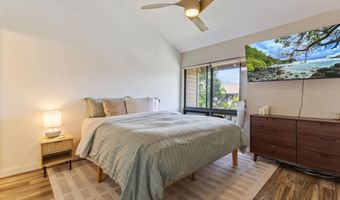 15 KULANIHAKOI St 12E, Kihei, HI 96753