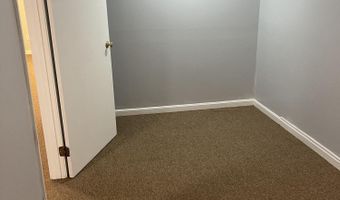 1645 Falmouth Rd 5E, Barnstable, MA 02630