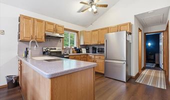 10 Lenape Trl, Albrightsville, PA 18210