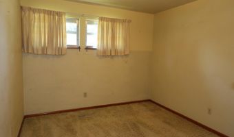 324 Hillcrest Ave, Batesville, IN 47006
