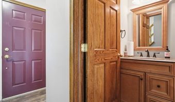 10490 Maryland St, Aurora, OH 44202