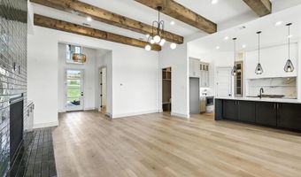 108 Gibson Ln, Weatherford, TX 76087