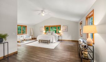 1 Danbury Cir, Amherst, NH 03031