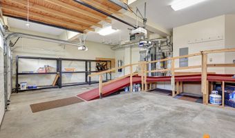 627 Orchid Cir, Anchorage, AK 99515