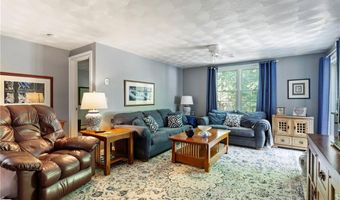 55 Little Pond County Rd, Cumberland, RI 02864
