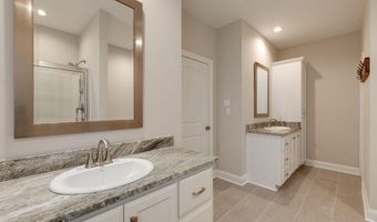 1913 E Jane St, Abbeville, LA 70510