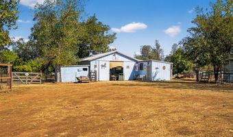 17201 Flowers Ln, Anderson, CA 96007