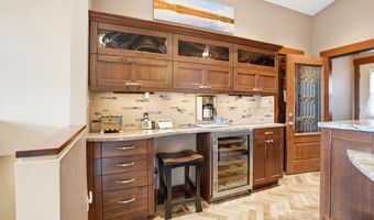 34683 Eklutna Lake Rd, Chugiak, AK 99567