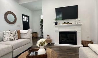 114 W Main St, Anna, OH 45302