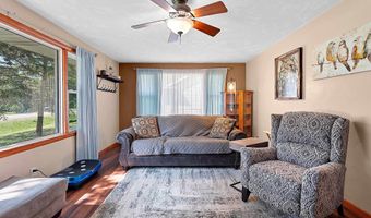 1900 OLDE CASALOMA Dr, Appleton, WI 54913