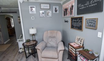 1579 Van Buren Rd, Barnesville, GA 30204