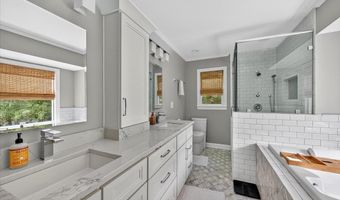 103 Hanover Pl, Macon, GA 31210