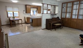 603 S 10th St, Albia, IA 52531