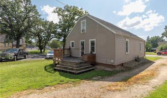928 Bridge Ave, Albert Lea, MN 56007