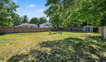 615 N Main St, Allegan, MI 49010