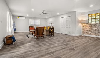 729 Canterbury Dr, Biloxi, MS 39532