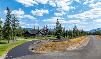 12768 Sedgwick Ln, Athol, ID 83801