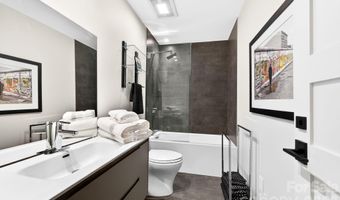 48 Woodvale Ave, Asheville, NC 28804