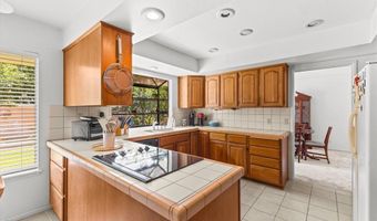426 S Fernhill Ln, Anaheim, CA 92807