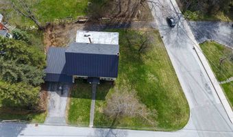 341 Tremont St, Barre, VT 05641