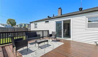 141 Woodward Ave, East Providence, RI 02914