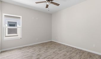 1233 Country Club Dr 1, Alamo, TX 78516