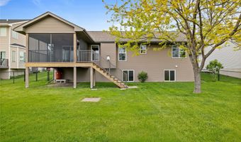620 28th St SE, Altoona, IA 50009