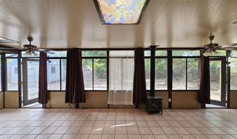1604 LOS ARBOLES Ave NW, Albuquerque, NM 87107