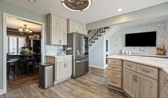 8115 Colony Dr, Algonac, MI 48001